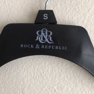 Retail Hanger - Rock & Republic - no snag grips